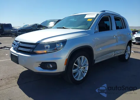 2013 Volkswagen Tiguan Se z USA, uszkodzony, nr VIN WVGAV7AX2DW527854
